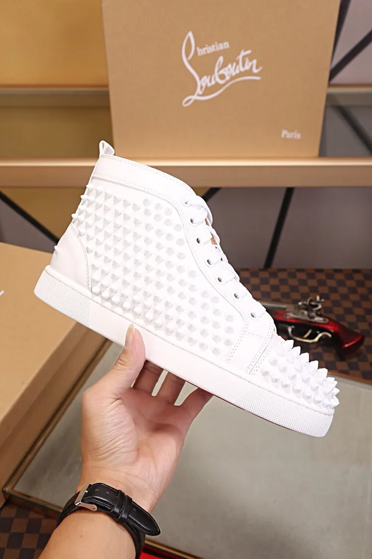Ex-factory price 480. christian louboutin (CL red sole shoes) counter nail series, high-top casual sneakers for couples 📢 📢 📢 Exclusive hot style release 🎈🎈💪 Movable latex feet 👻 Finished outsole stitching line [satisfied] 😝Female 35-40# Male 38#-46, global supply😝 [Top version]: original imported cowhide upper, top original leather lining, original molded TPU outsole, original 1:1 detail processing, original shoe last, large quantity available from stock,